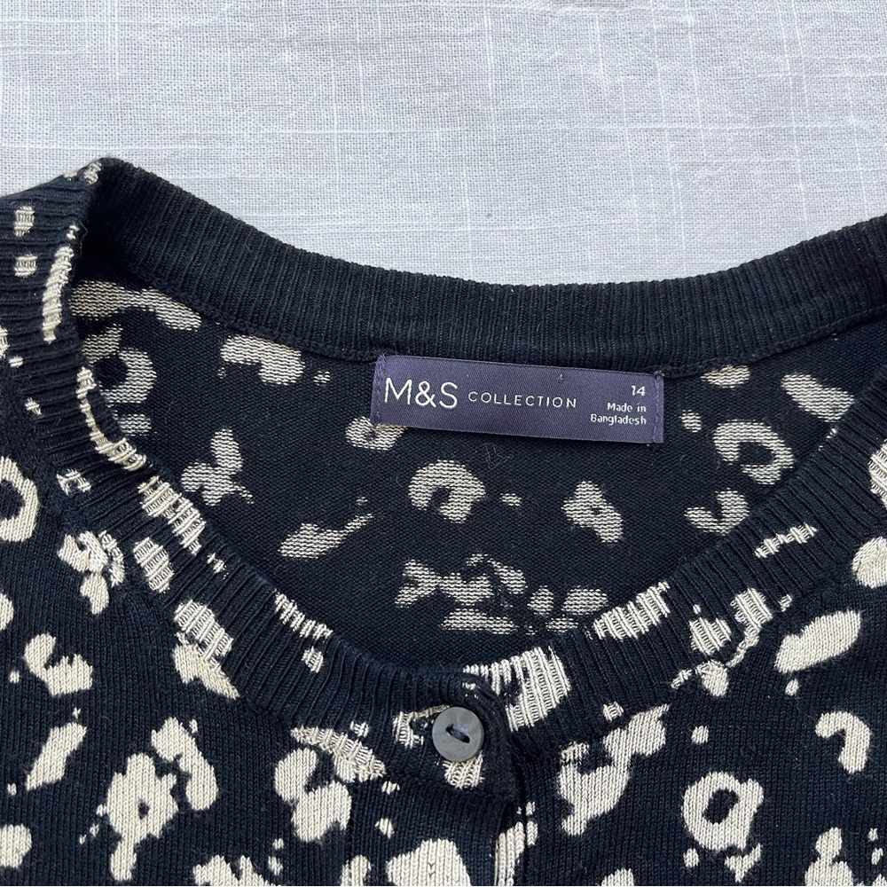 M&S Elegant Black and Cream Patterned Cardigan - Picture 8 of 13